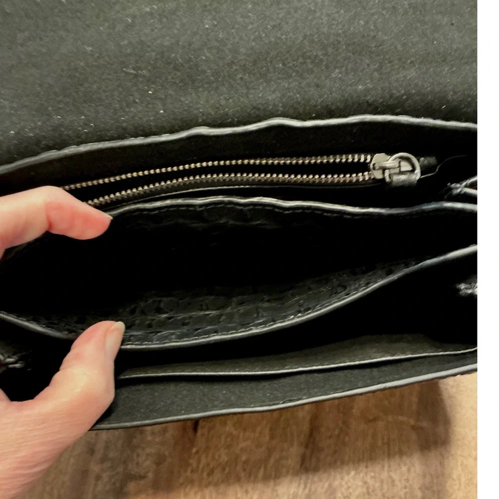 Raviani Designer‎ Top Handle Bag Black Furry Leather Alligator Embossed Purse